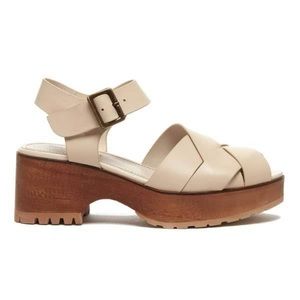 🌼Kelsi Dagger Brooklyn Platform Sandals🌼